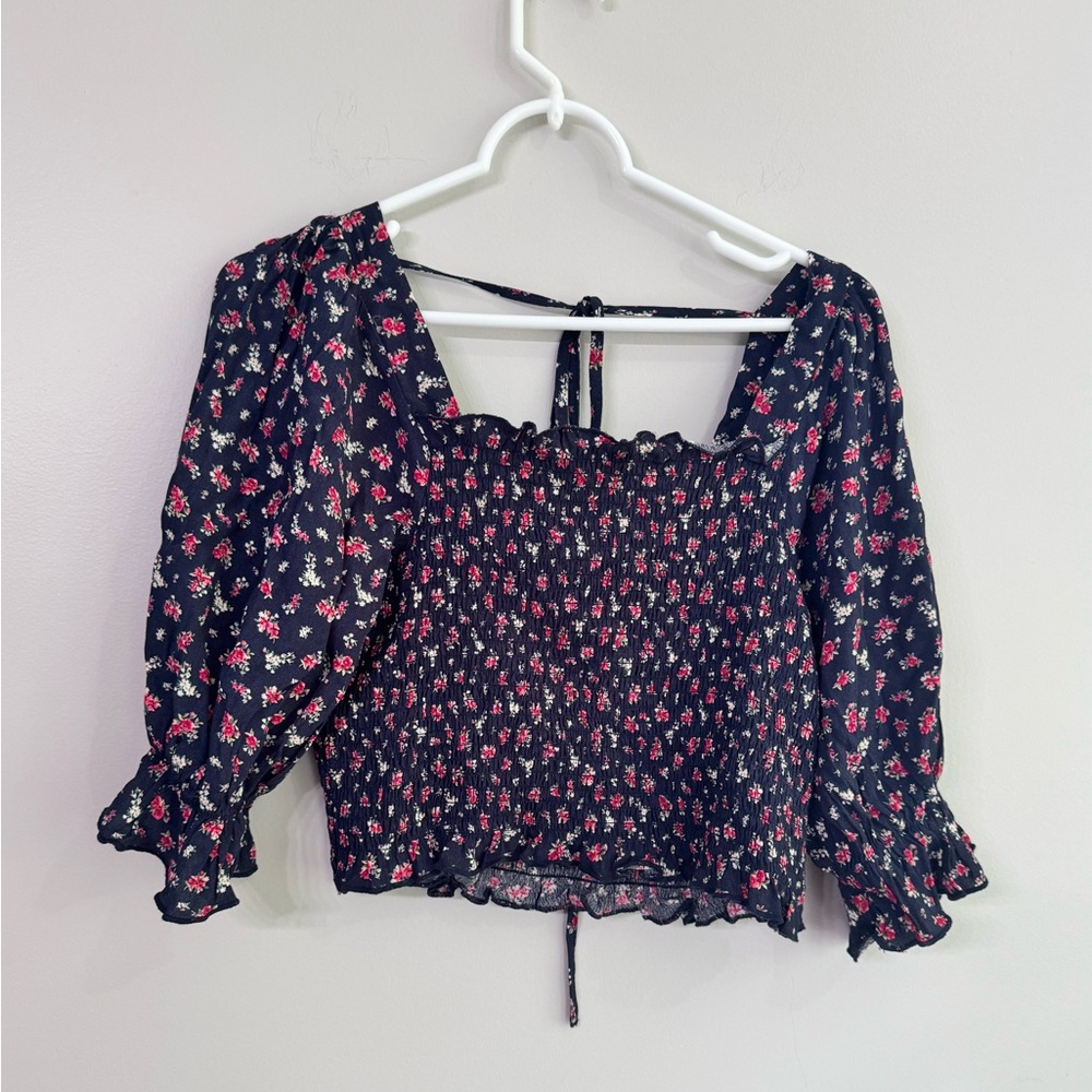 Francesca’s New with tag women’s Medium Top